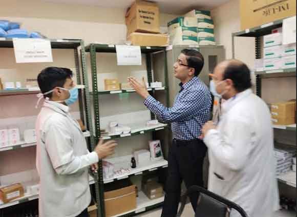 मण्डलायुक्त द्वारा सी.एच.सी. नागल का किया गया औचक निरीक्षण