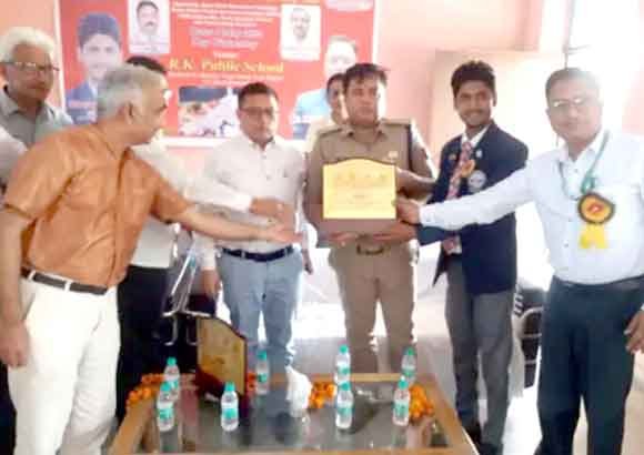 देवबंद में जिला स्तरीय कराटे प्रतियोगिता का हुआ आयोजन