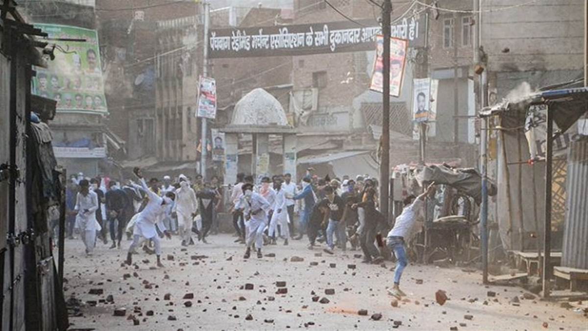Kanpur Violence : कानपुर में उपद्रव पीछे पीएफआइ कनेक्शन की भी आशंका, मुख्य आरोपित हयात जफर हाशमी अभी भी फरार
