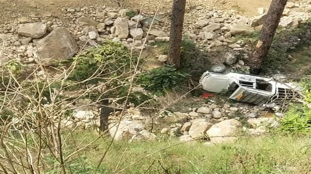 Uttarakhand Road Accident: टिहरी में घनसाली- घुत्‍तू मोटर मार्ग पर यूट‍िल‍िटी खाई में गिरी, पांच की मौत, तीन घायल