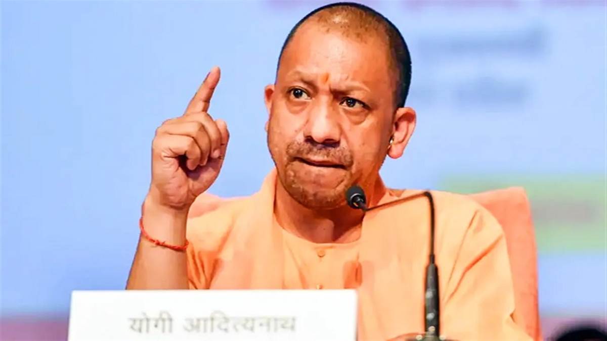 जुमा की नमाज के बाद माहौल बिगाड़ने के प्रयास को लेकर सीएम योगी आदित्यनाथ का सख्ती का निर्देश