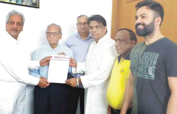 बाल श्रम पर समाज के सभी वर्गों को संदेवनशीलता दिखानी होगी: शीतल टण्डन