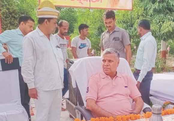 कारागार मंत्री ने किया औषधीय पौधों की वाटिका का शुभारम्भ