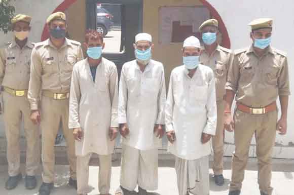 तीन वांछित आरोपियों को गिरफ्तार कर भेजा जेल