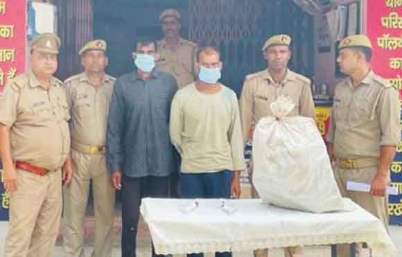 पुलिस ने मुठभेड़ दबोचे दो गौकश