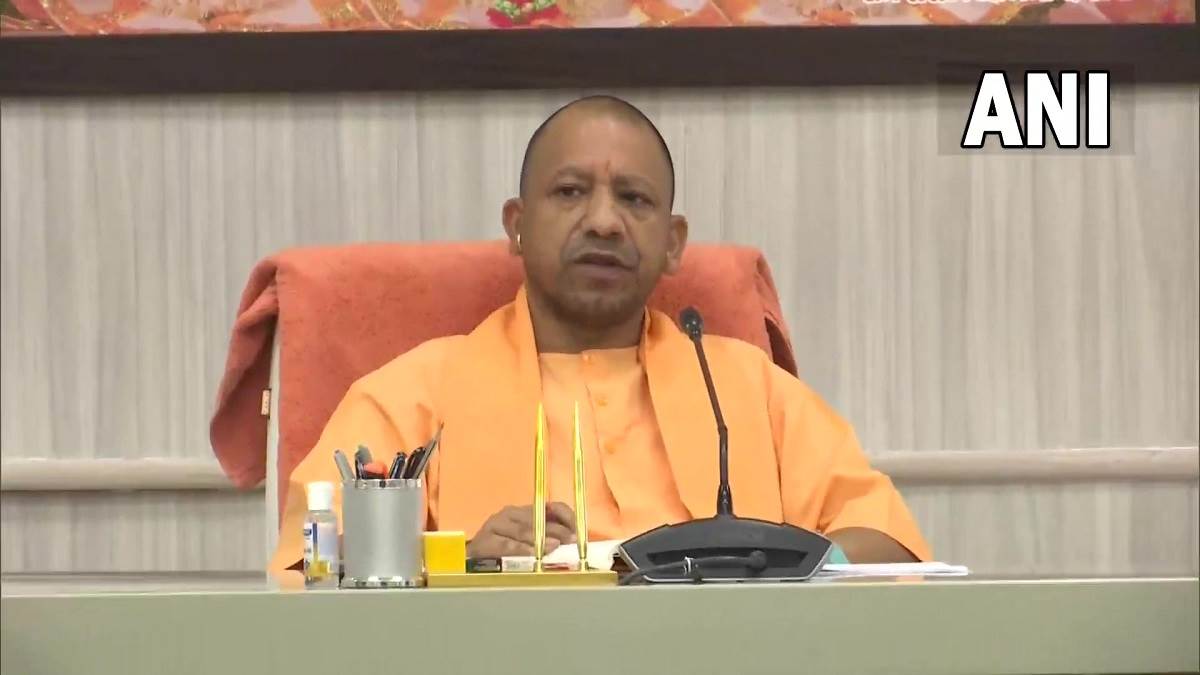 सीएम योगी ने टीम-9 के साथ की बैठक, स्‍वास्‍थ्‍य सेवाओं को बेहतर करने के न‍िर्देश, बोले- समय से जारी करें बोर्ड परीक्षा के पर‍िणाम