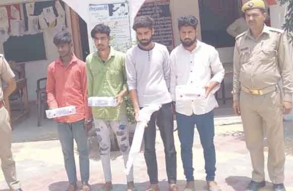 लूट की योजना बनाते पुलिस ने दबोचे चार शातिर बदमाश