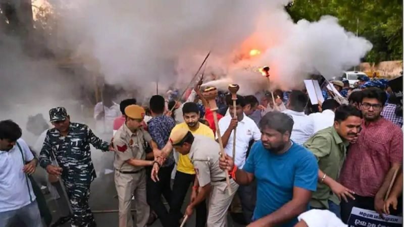 Agnipath Scheme Protest: युवाओं का आक्रोश थमा, पर उकसाने में लगे राजनीतिक दल; देखें राज्‍य वार रिपोर्ट