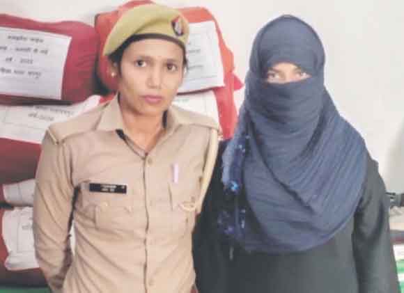 लाखों रूपए की स्मैक के साथ महिला तस्कर गिरफ्तार