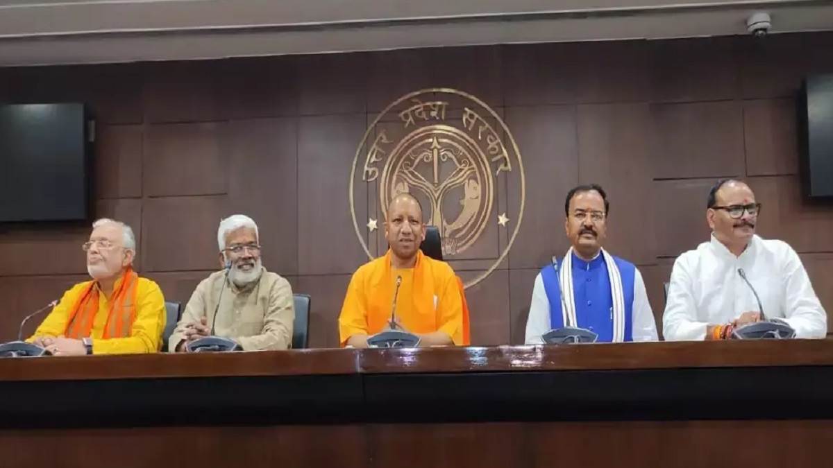योगी आदित्यनाथ सरकार की कैबिनेट बैठक में 15 में से 14 प्रस्तावों को हरी झंडी, प्रदेश में बनेंगे चार डाटा सेंटर