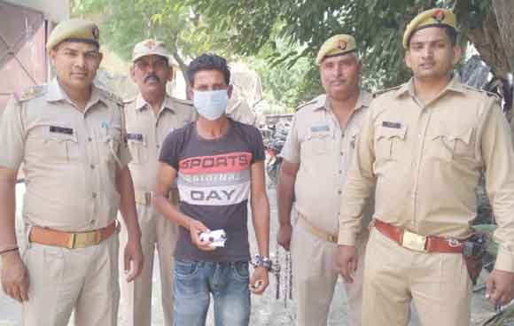 पुलिस ने दबोचा नशा तस्कर