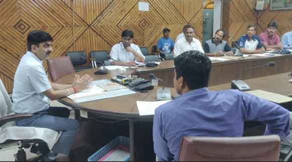 स्टेडियम में वृक्षारोपण किया जाए
