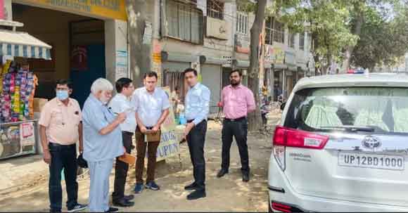 मण्डलायुक्त डॉ0 लोकेश एम0 द्वारा शहर की सफाई व्यवस्था एवं निर्माण कार्याें का किया गया औचक निरीक्षण