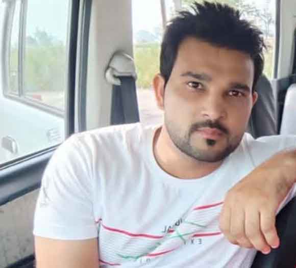 सडक हादसे में घायल युवक ने उपचार के दौरान तोडा दम, परिजनो में मचा कोहराम