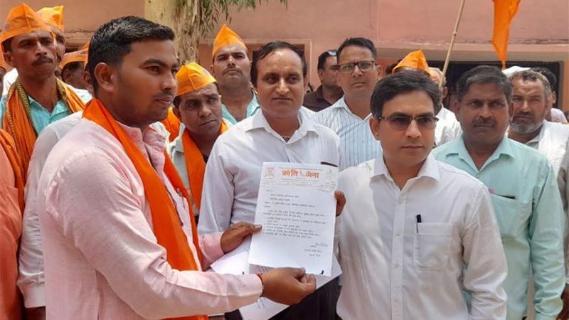 क्रांति सेना ने तहसीलदार न्यायिक को सौंपा ज्ञापन