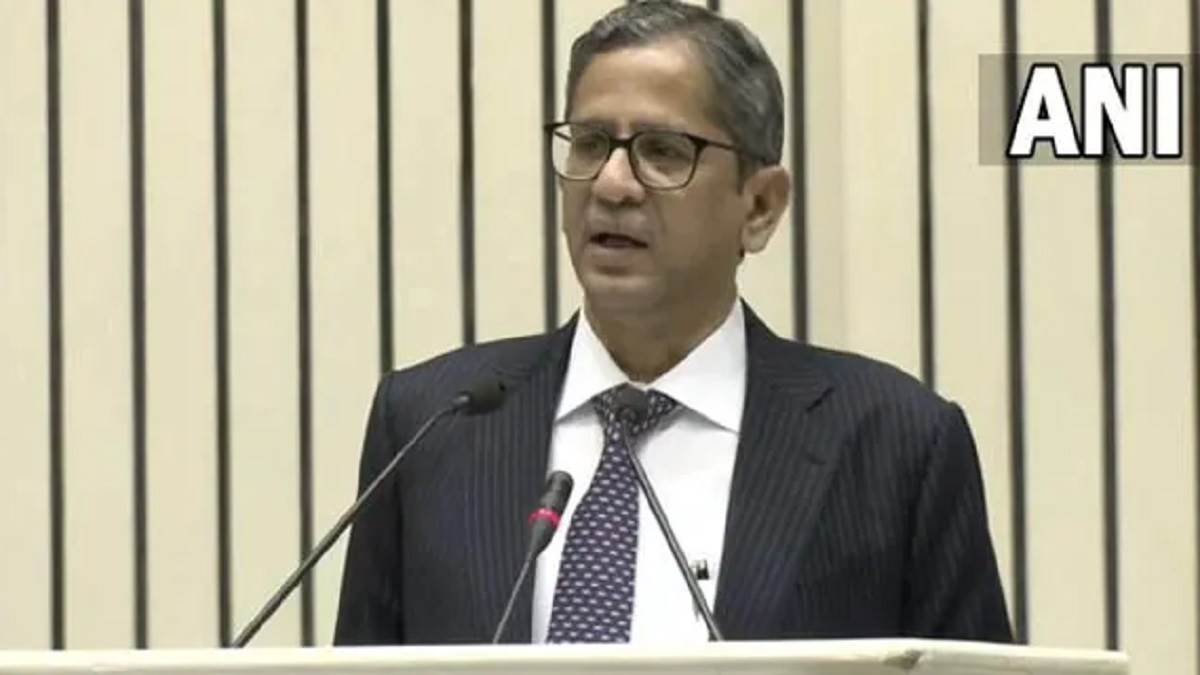 CJI Ramana: चीफ जस्टिस का राजनीतिक दलों पर कटाक्ष, कहा- पार्टियां चाहती हैं न्यायपालिका उनके एजेंडे का करें समर्थन