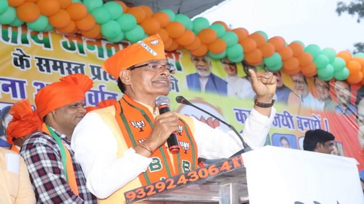 काली पोस्टर विवाद पर शिवराज चाहौन का दो टूक, कहा- किसी की भी आस्था को ठेस नहीं पहुंचनी चाहिए
