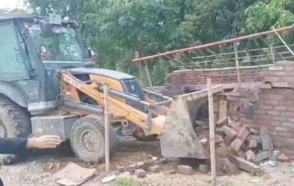 निगम ने विशेष अभियान चलाकर कांवड़ रुट कराया अतिक्रमण मुक्त