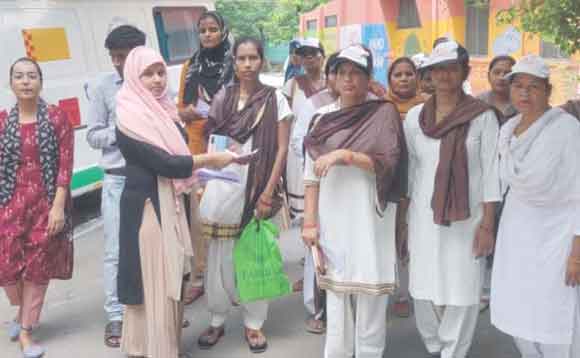 विश्व जनसंख्या दिवस पर रैली निकालकर किया जागरूक