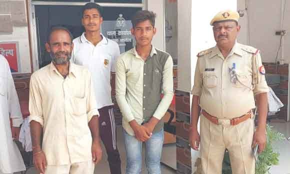 पुलिस ने लापता बच्चे को बरामद कर परिजनों को सौंपा