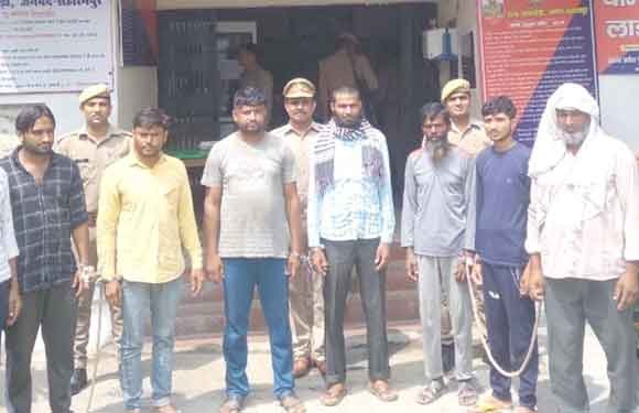 पुलिस के हत्थे चढ़े एससी/एसटी एक्ट में वांछित नौ आरोपी