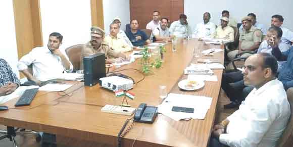 आपात स्थिति से निपटने के लिए सभी उपकरण होने आवश्यक: पांडेय