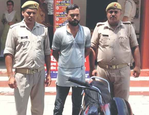 पुलिस के हत्थे चढ़ा शातिर वाहन चोर