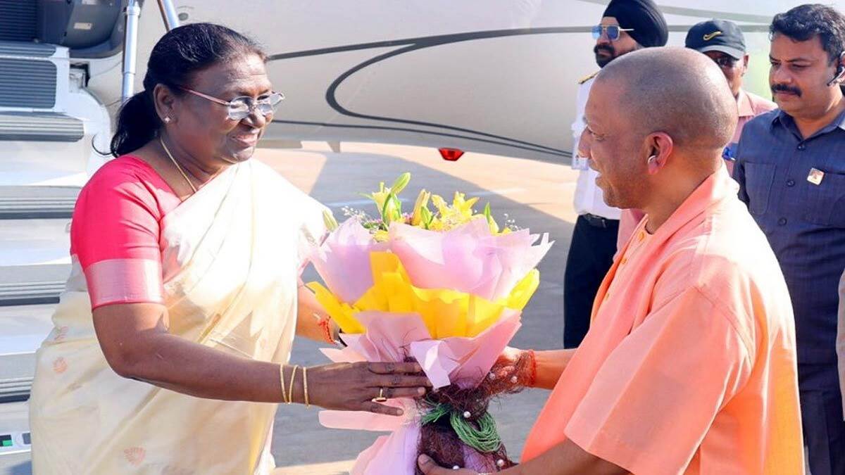 राष्ट्रपति द्रौपदी मुर्मू के शपथ ग्रहण समारोह में मुख्यमंत्री योगी आदित्यनाथ भी हुए शामिल, 15वें राष्ट्रपति के रूप में आज ली शपथ