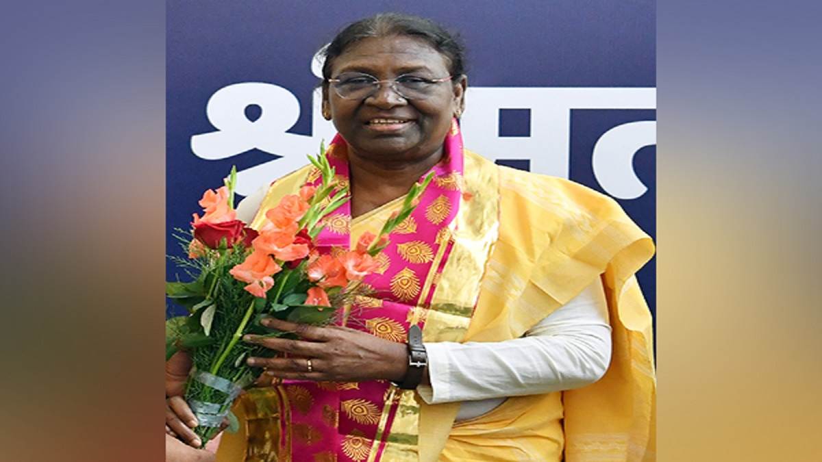 देश की 15वीं राष्ट्रपति के रूप में आज शपथ लेंगी द्रौपदी मुर्मू, पढ़े कैसे तय किया जूनियर क्लर्क से लेकर राष्ट्रपति तक का सफर