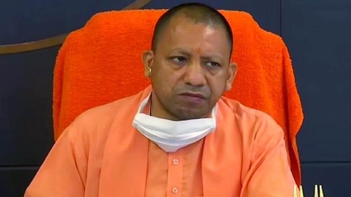 सीएम योगी के न‍िर्देश, बोले- ह‍िन्‍दी में बनवाएं प्राविधिक और चिकित्सा शिक्षा के पाठ्यक्रम, खेलकूद को दें बढ़ावा