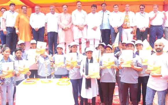 युवाओं को रोजगार उपलब्ध कराना प्रदेश सरकार की सर्वोच्च प्राथमिकता: अग्रवाल
