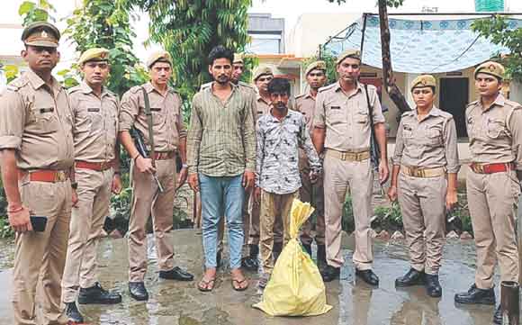 पुलिस के हत्थे चढ़े दो ट्रांसफार्मर चोर, साथी फरार