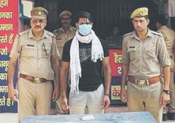पुलिस के हत्थे चढ़ा शातिर स्मैक तस्कर