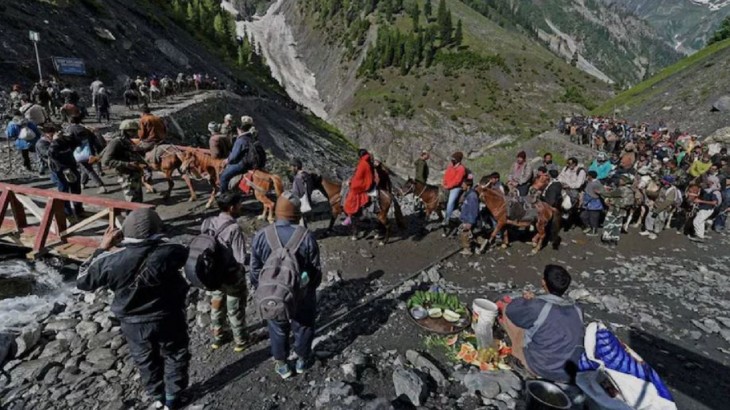 अमरनाथ गुफा के पास बादल फटने से अब तक 15 की मौत, जानें पूरा अपडेट