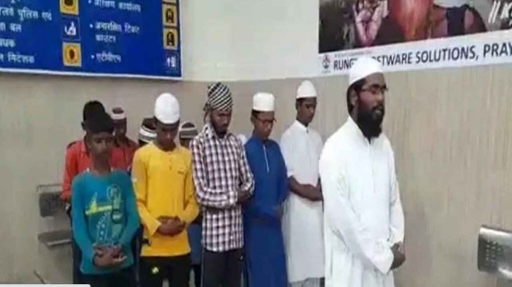 प्रयागराज जंक्शन के वेटिंग रूम में पढ़ी गई नमाज, एसपी ने दिए जांच के आदेश