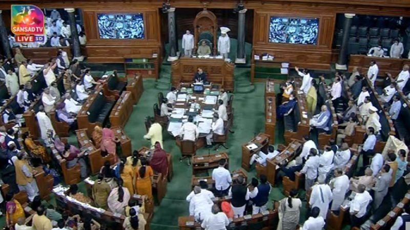 Parliament Monsoon Session: हेराल्ड हाउस पर ईडी की कार्रवाई के खिलाफ संसद में कांग्रेस का हंगामा, लोकसभा और राज्यसभा की कार्यवाही स्थगित