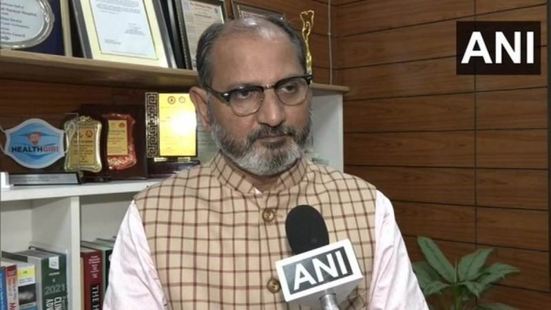 Covid-19 in Delhi: दिल्ली में फिर बढ़ रहे कोरोना के मामले, डाक्टरों ने कहा- ‘बूस्टर डोज जरूरी’