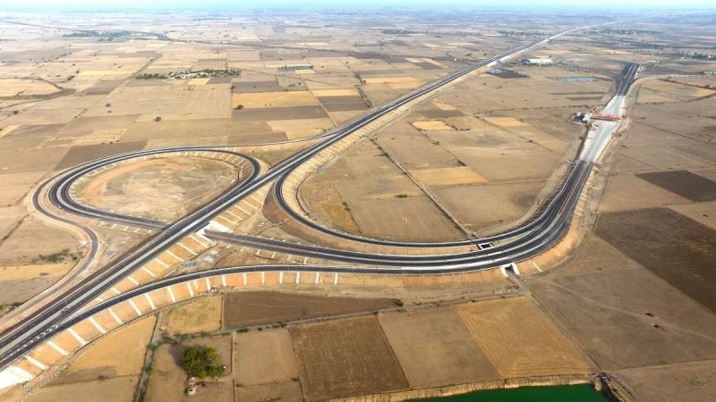 बुंदेलखंड एक्सप्रेस वे पर लगेगा 610 रुपये का टोल, 25 प्रशित छूट के साथ तय की गईं दरें