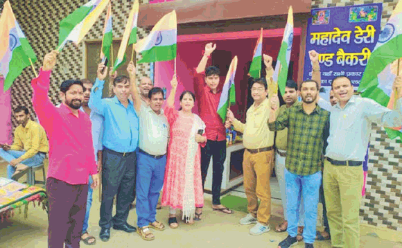 आजादी के अमृत महोत्सव के अंतर्गत हर घर तिरंगा कार्यक्रम के लिए जन समूह को किया गया प्रेरित