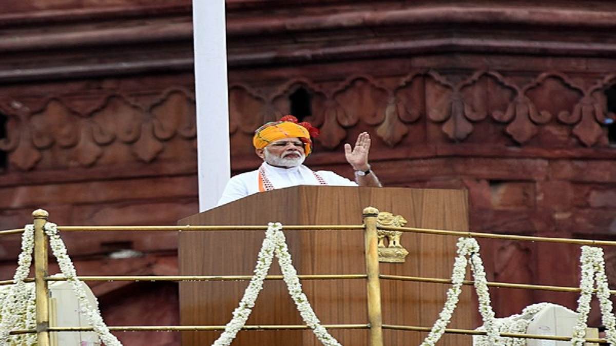 76th Independence Day 2022: देश मना रहा 76वां स्वतंत्रता दिवस, पीएम मोदी और अमित शाह ने देशवासियों को दी शुभकामनाएं