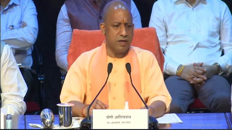 Yogi Adityanath : सीएम योगी आदित्यनाथ ने हाथ में ली ट्रांसफर की कमान, बिना अनुमोदन नहीं होगा किसी भी कर्मचारी का तबादला