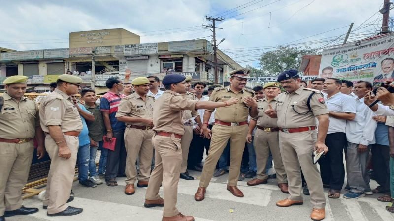 हापुड़ कचहरी गेट पर ताबड़तोड़ फायरिंग, कैदी की हत्‍या; हरियाणा पुलिस का सिपाही घायल