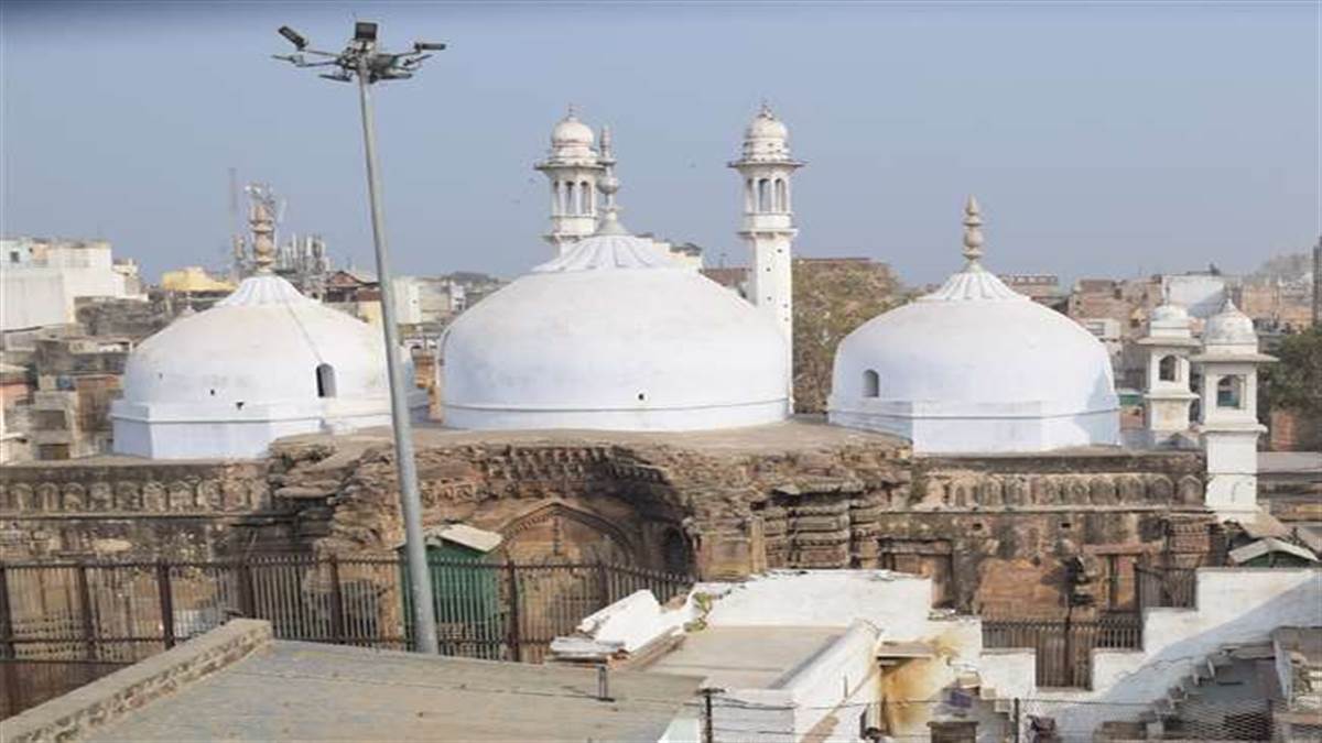 ज्ञानवापी मस्जिद मामले में बार- बार समय मांगने पर अंजुमन इंतेजामिया कमेटी पर जिला जज ने लगाया जुर्माना