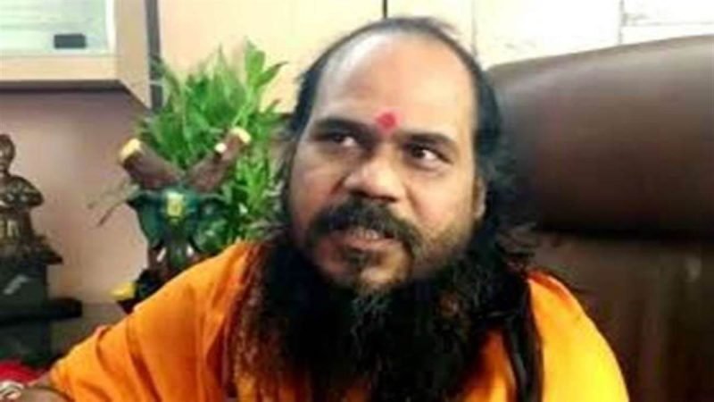 कभी दिग्विजय सिंह का आश्रय पाकर राजनीति में हाथ-पांव मारने वाला मिर्ची बाबा अब कांग्रेस के लिए ही बना मुसीबत