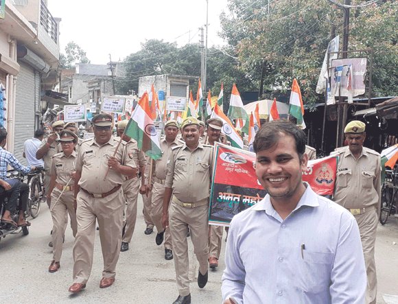 नगर में विभिन्न विभागो ने निकाली तिरंगा यात्रा