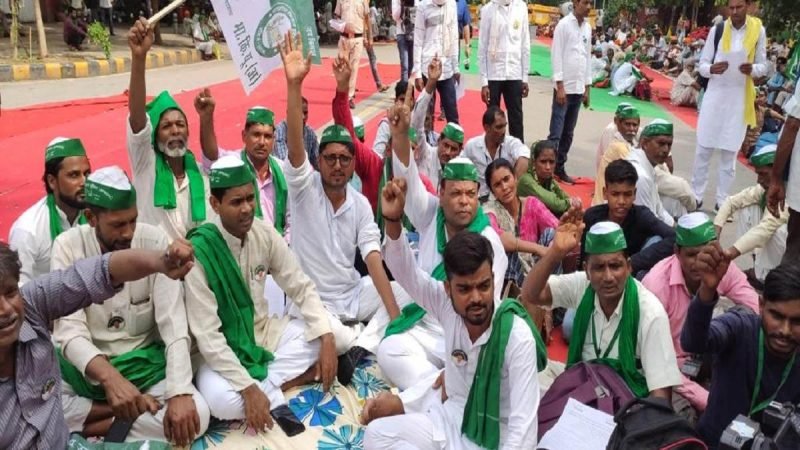 kisan Mahapanchayat: बिना अनुमति जंतर मंतर पर जुटने लगे किसान, बड़ा सवाल क्या फेल हो गई दिल्ली पुलिस की रणनीति?