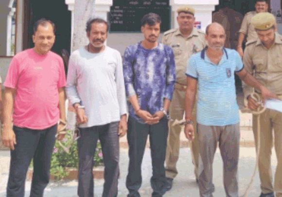 पुलिस ने सात वारंटियों को दबोचकर भेजा जेल
