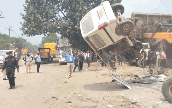 मेला गुघाल स्थल पर हटाया 25 दुकानों का अतिक्रमण