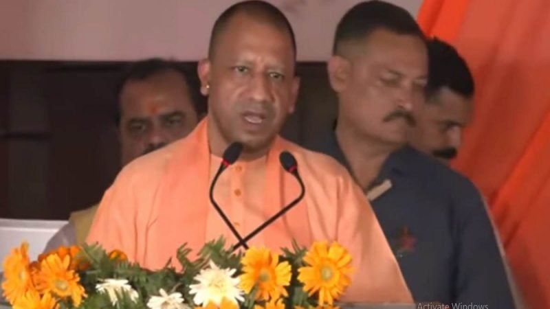 Bhupendra Singh : सीएम योगी आदित्यनाथ ने किया भूपेंद्र सिंह चौधरी का स्वागत, बोले- जमीन से जुड़े नेता, प्रदेश में अच्छी पकड़