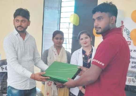 ग्रामीणों को किया परिवार नियोजन के उपायों के प्रति जागरूक